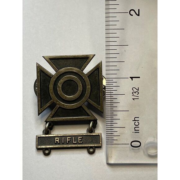 Vintage Sterling Silver Rifle Marksmanship Badge Pin GI Antaya - Picture 3 of 7
